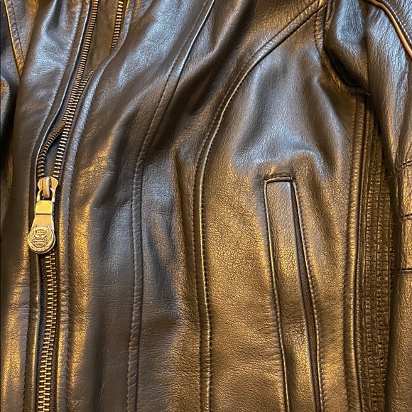 S.  Harley-Davidson Women's Black Leather Jacket with Silver Accents   LIKE NEW - Picture 4 of 13
